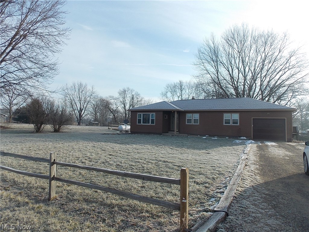 8397 Lake Road Seville, OH 44273 - Photo 1 of 24 Gallery Image 1