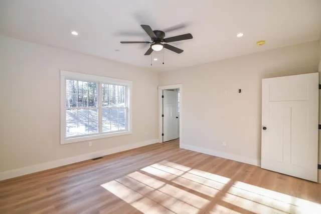 $649,900 | 3 Bent Grass Circle, Unit 34, Kingston, NH 03848