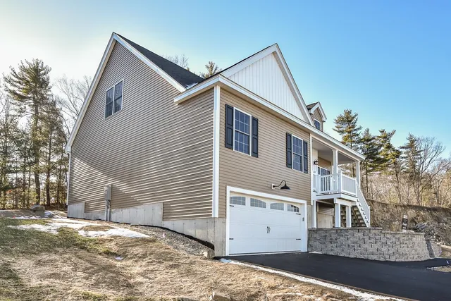 $649,900 | 3 Bent Grass Circle, Unit 34, Kingston, NH 03848