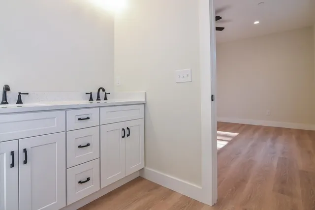 $649,900 | 3 Bent Grass Circle, Unit 34, Kingston, NH 03848