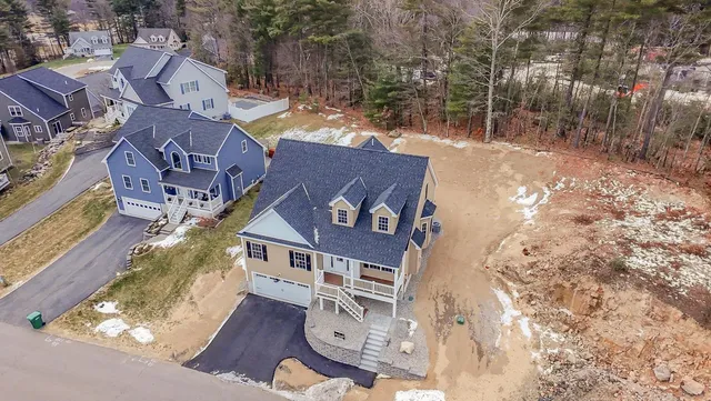 $649,900 | 3 Bent Grass Circle, Unit 34, Kingston, NH 03848