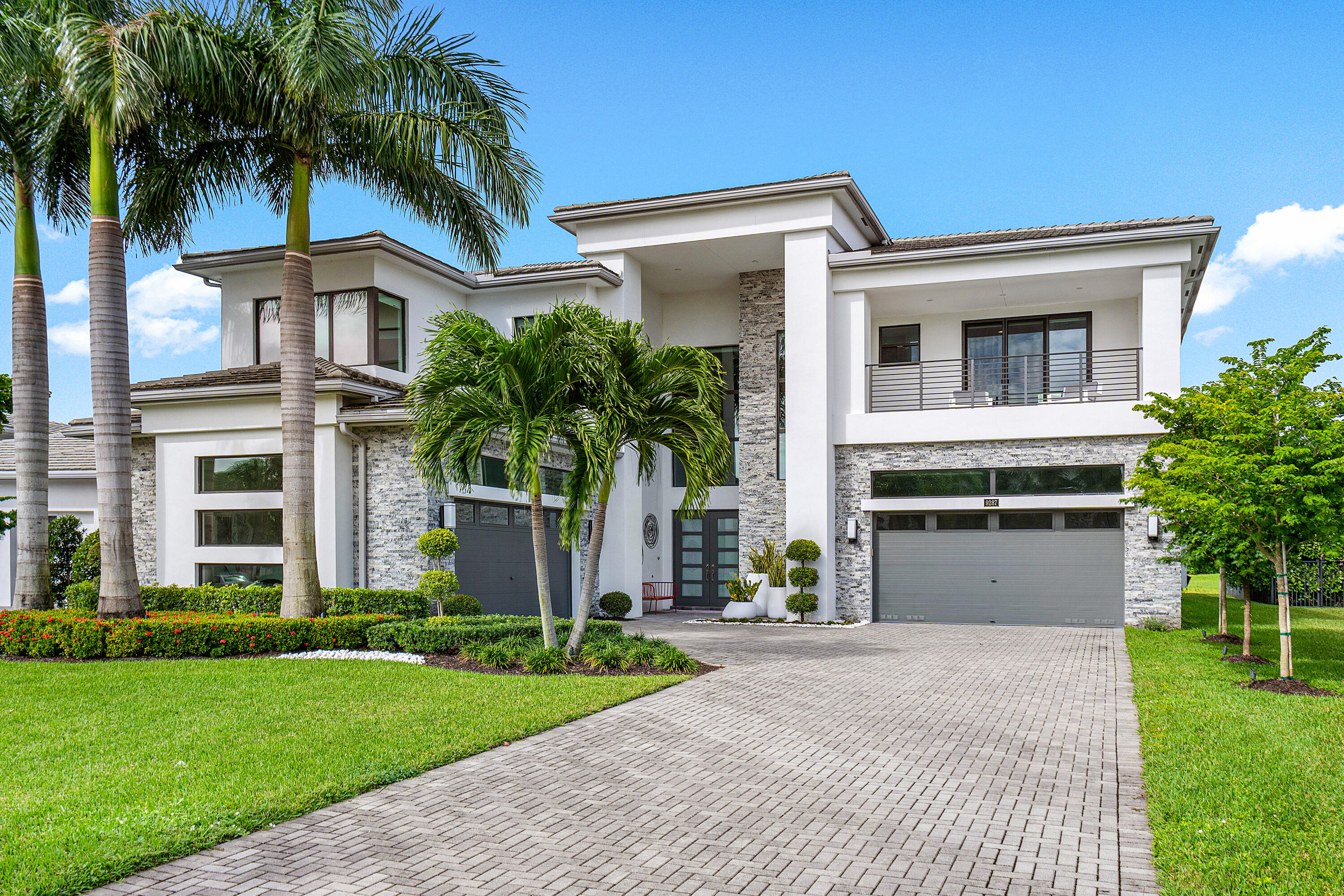 002-9287BiaggioRoad-BocaRaton-FL-33496-F