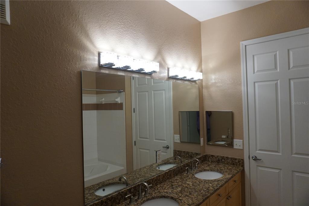 719 Terrace Ridge Circle, Unit 719 Davenport, FL 33896 - Photo 15 of 42