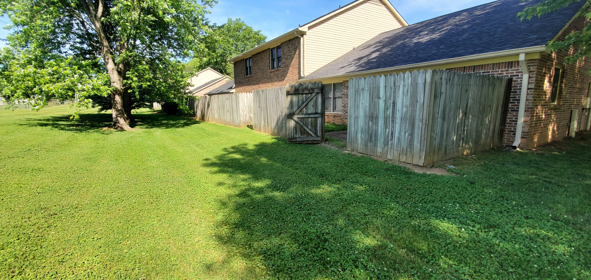 716 Kent Road Nashville, TN 37214 - Photo 4 of 15 a view of a backyard with barn
