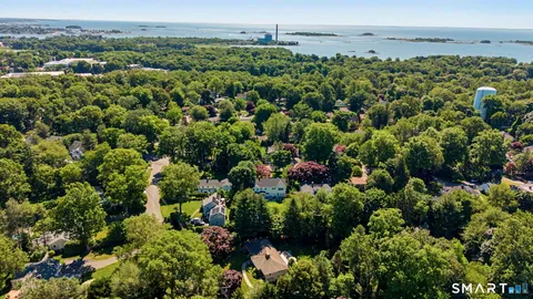 $1,495,000 | 19 Crooked Trail, Norwalk, CT 06853