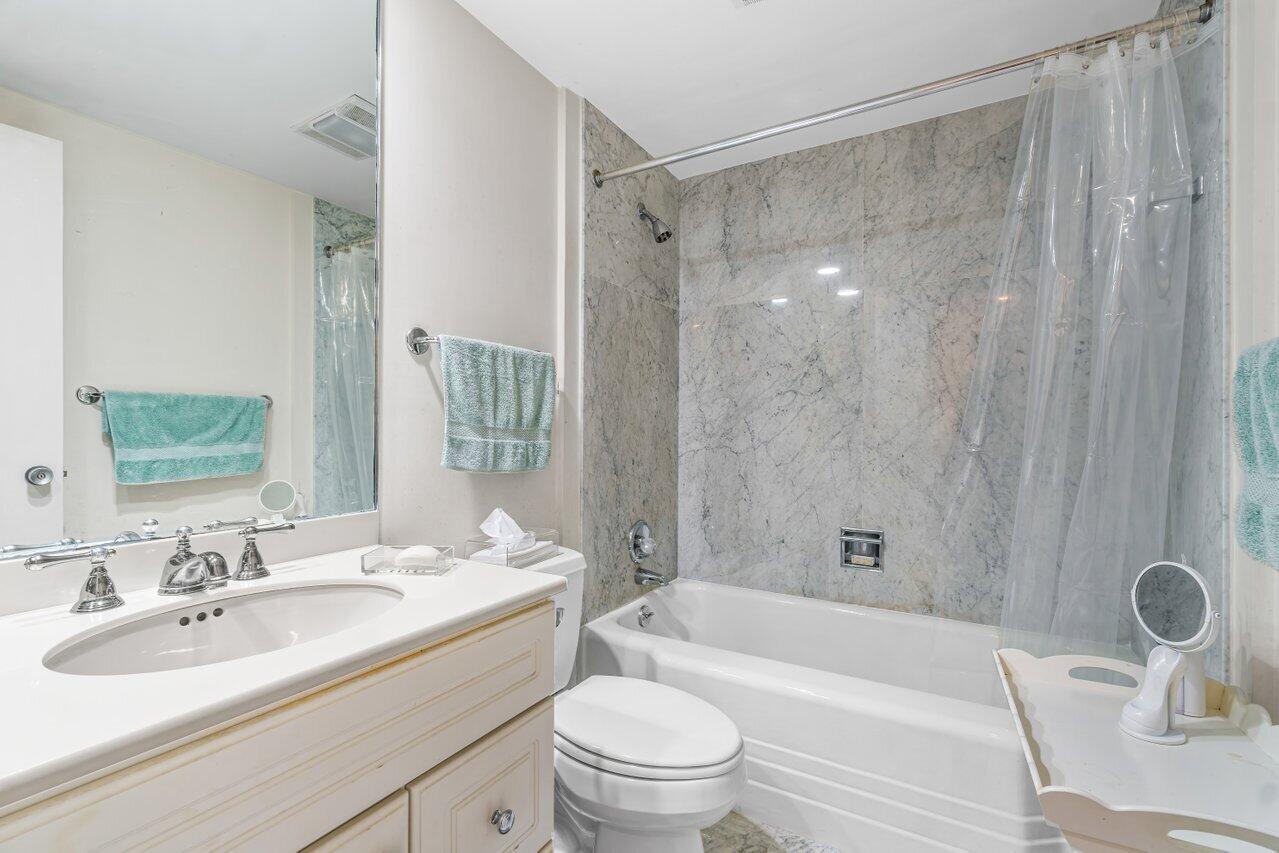 200 Little Club Road, Unit 9 Gulf Stream, FL 33483 - Photo 10 of 22 016-200LittleClubRoad-Unit9-DelrayBeach-