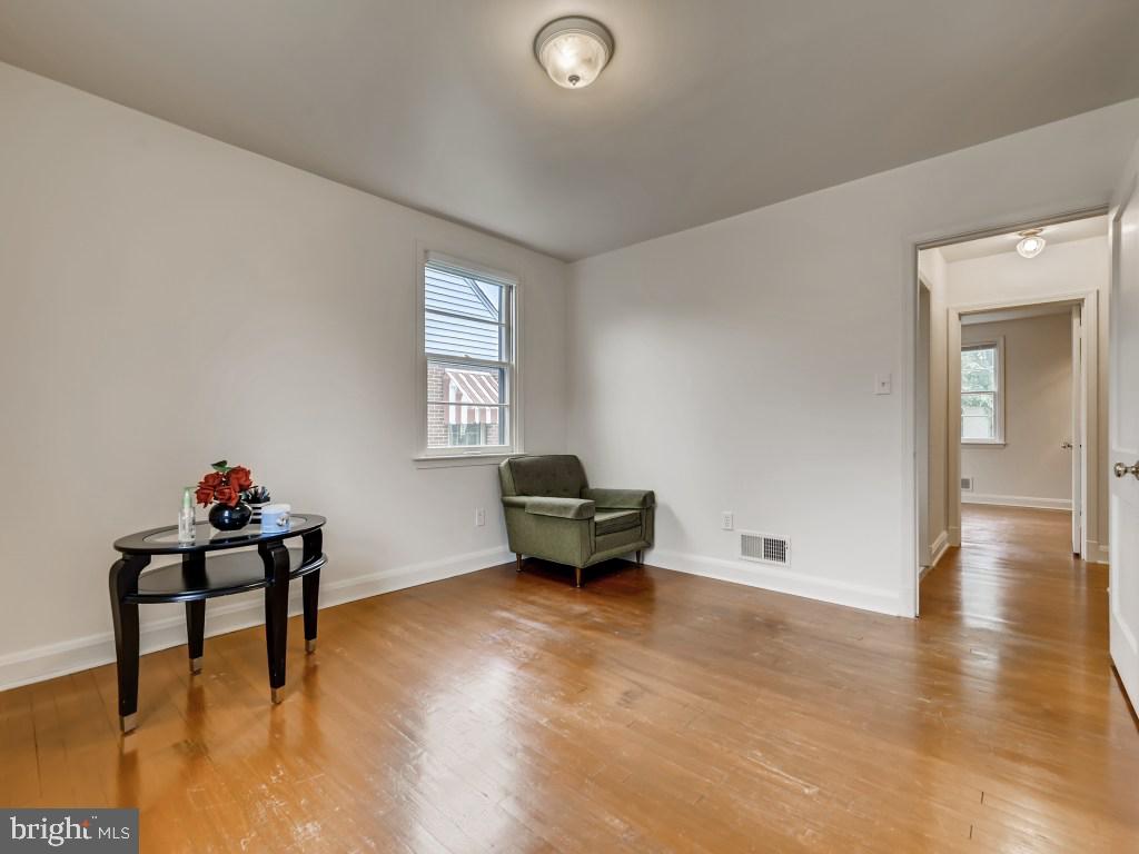 1550 Sulphur Spring Road Baltimore, MD 21227 - Photo 14 of 28 Gallery Image 14