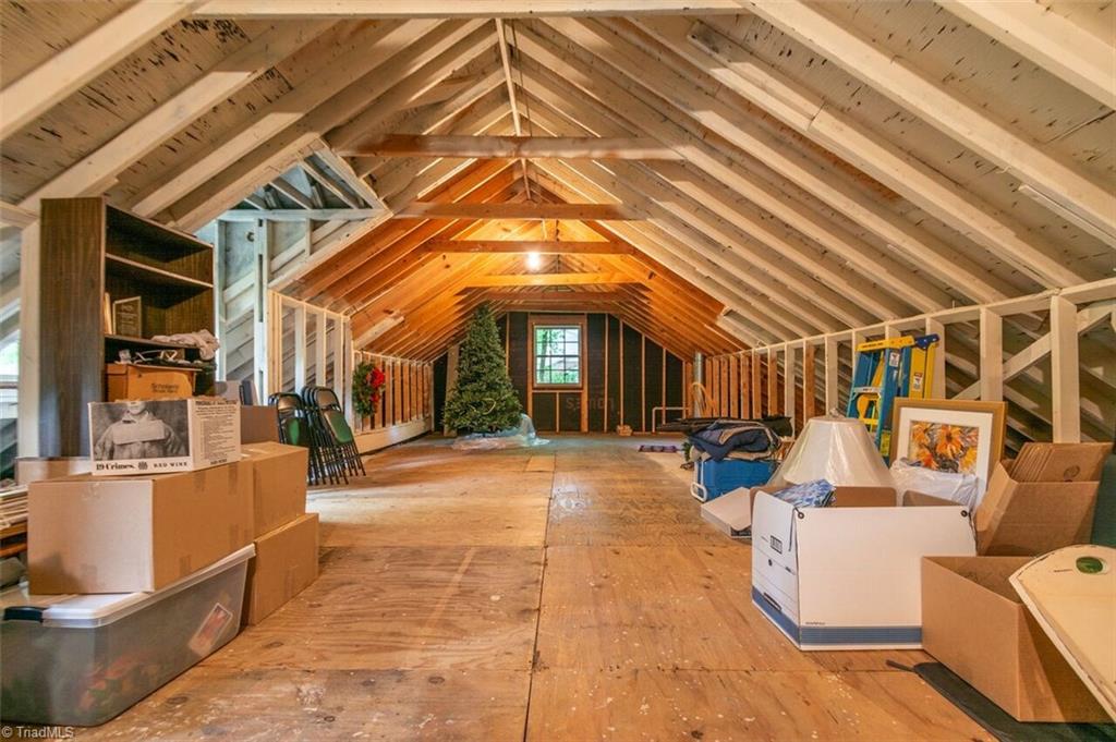 1701 Beechtree Road Greensboro, NC 27408 - Photo 20 of 20 Gallery Image 20