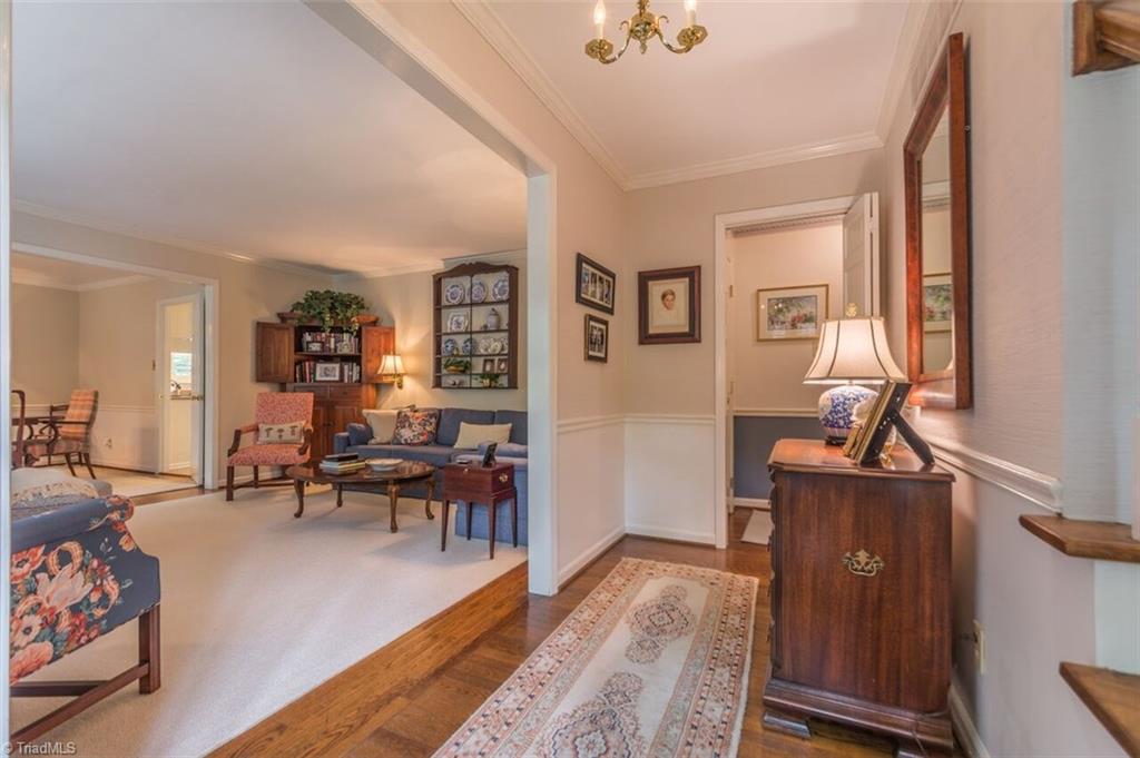 1701 Beechtree Road Greensboro, NC 27408 - Photo 3 of 20 Gallery Image 3