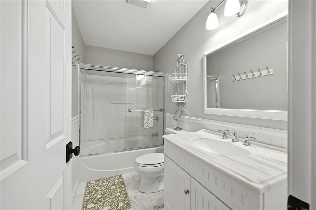 102 Oak Ridge Drive Belchertown, MA 01007 - Photo 23 of 35