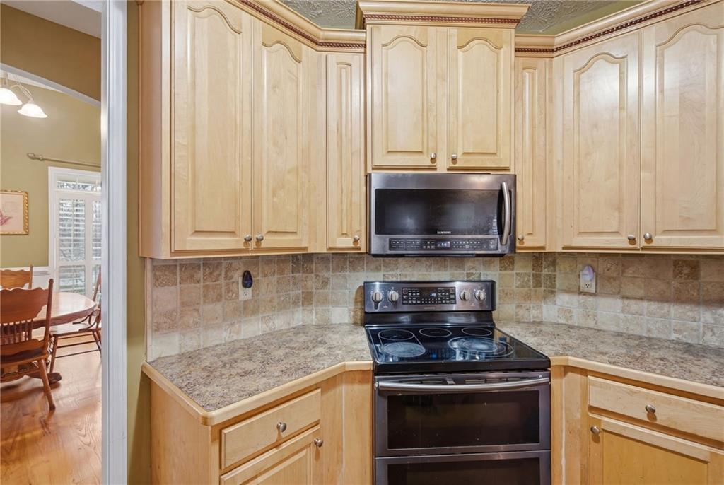 8866 Camp Tree Court Winston, GA 30187 - Photo 11 of 44