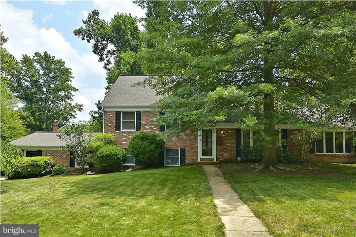 1945 Foxhall Road McLean, VA 22101 - Photo 1 of 30 Expansive Brick Home