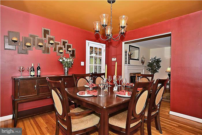 1945 Foxhall Road McLean, VA 22101 - Photo 5 of 30 Dazzling Separate Dining Room