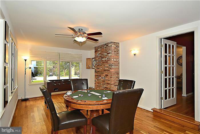 1945 Foxhall Road McLean, VA 22101 - Photo 6 of 30 Lovely Sunroom