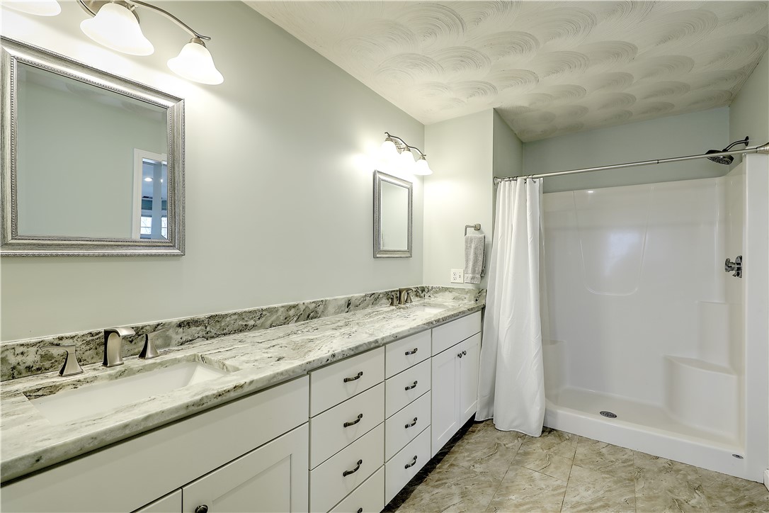 100 Franklin Road Foster, RI 02825 - Photo 17 of 32