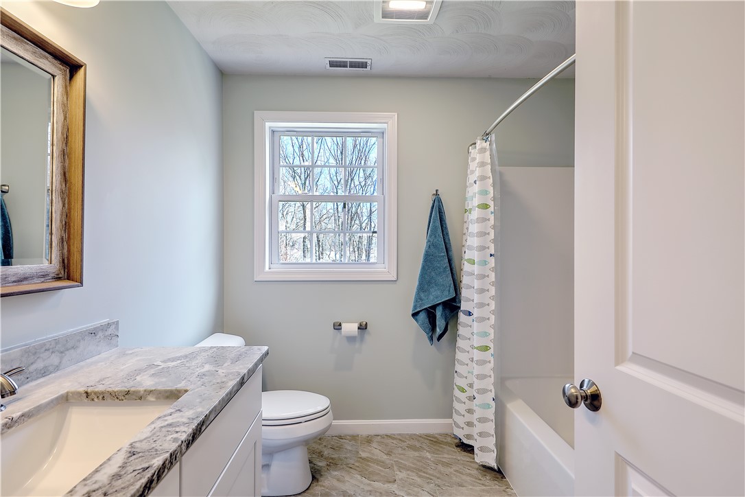 100 Franklin Road Foster, RI 02825 - Photo 23 of 32