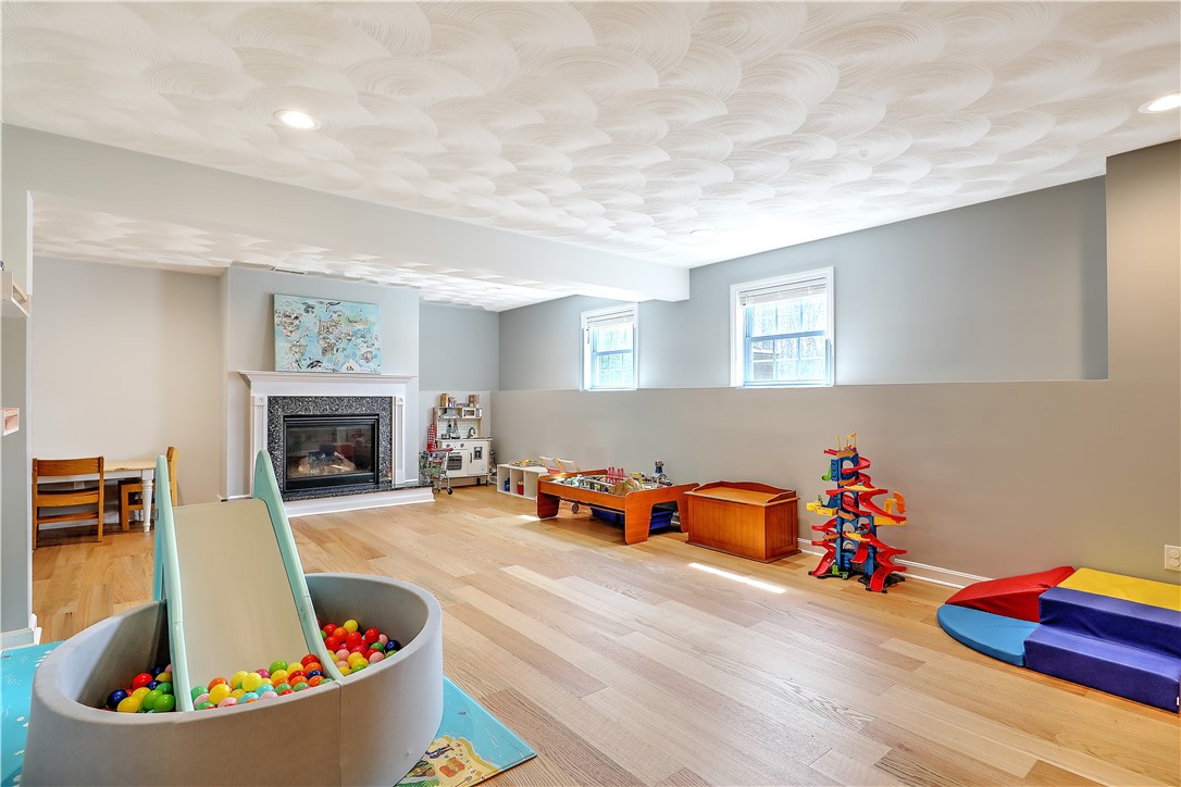 100 Franklin Road Foster, RI 02825 - Photo 24 of 32