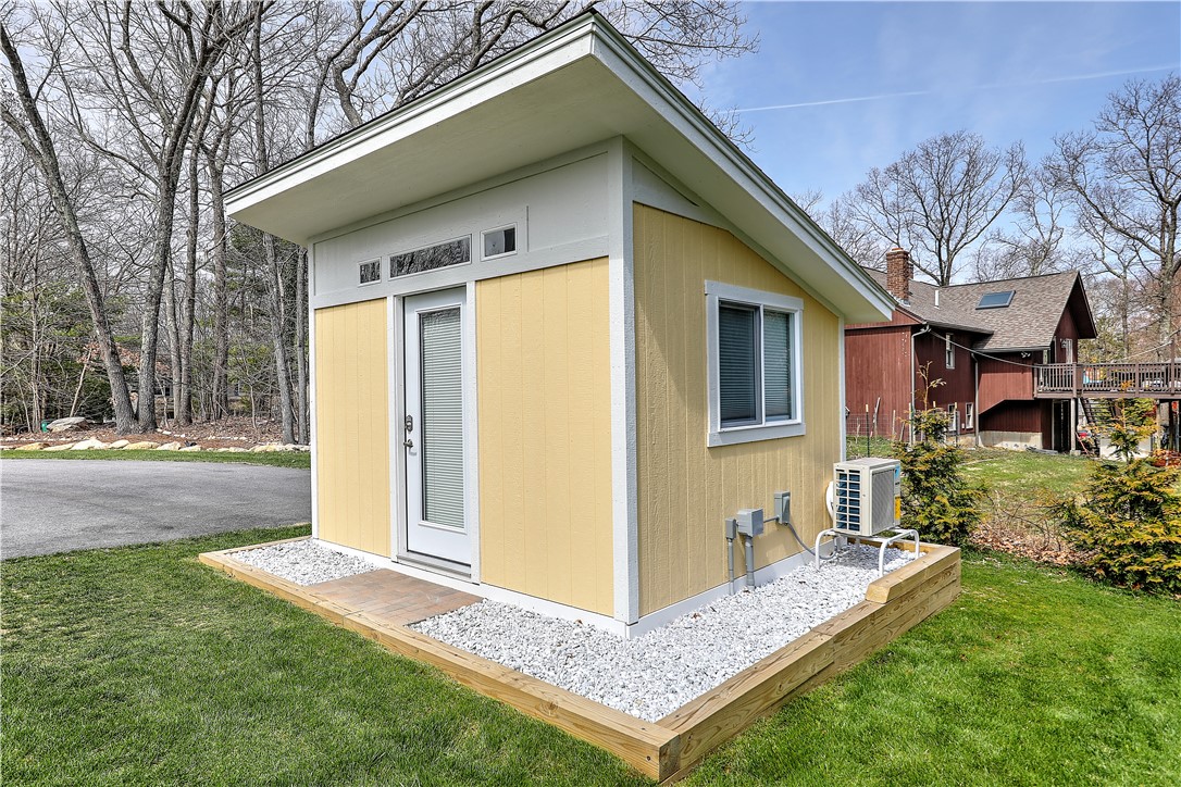 100 Franklin Road Foster, RI 02825 - Photo 26 of 32