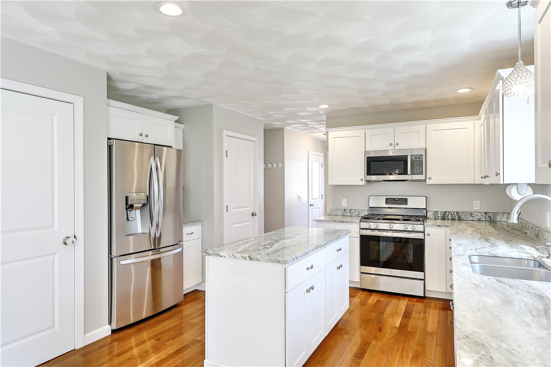 100 Franklin Road Foster, RI 02825 - Photo 6 of 32 Kitchen