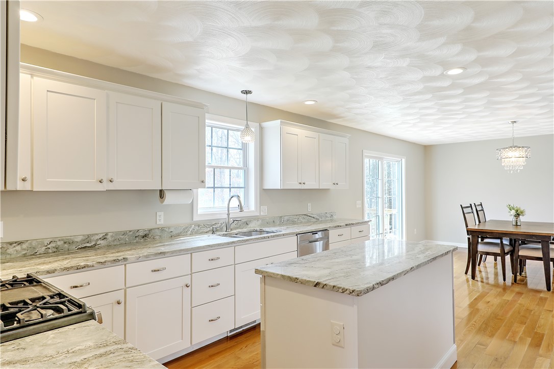 100 Franklin Road Foster, RI 02825 - Photo 8 of 32