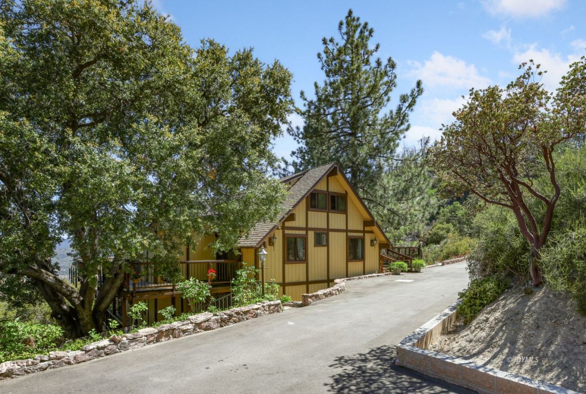 53460 West Ridge Road Idyllwild, CA 92549 - Photo 3 of 65 Lovely curb appeal