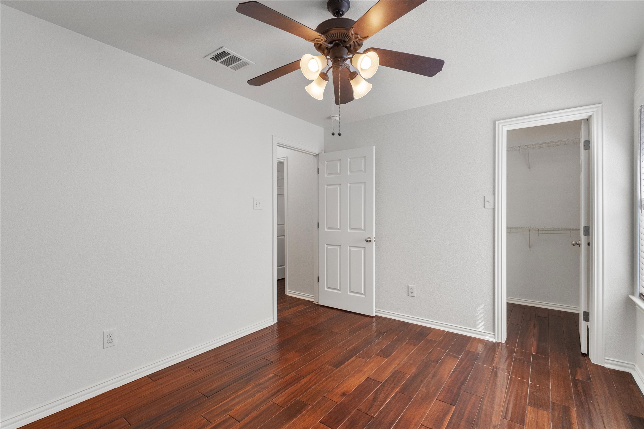 2801 Kickapoo Cavern Drive Pflugerville, TX 78660 - Photo 28 of 38 Bedroom #3
