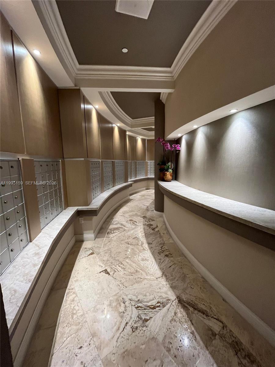 808 Brickell Key Drive, Unit 2002 Miami, FL 33131 - Photo 10 of 42 a view of entryway