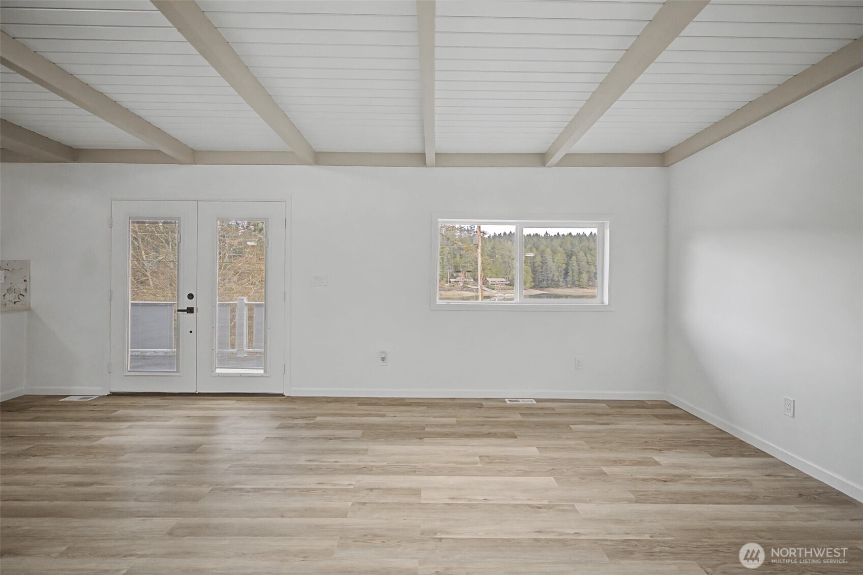 9406 Glencove Road Northwest Gig Harbor, WA 98329 - Photo 18 of 39