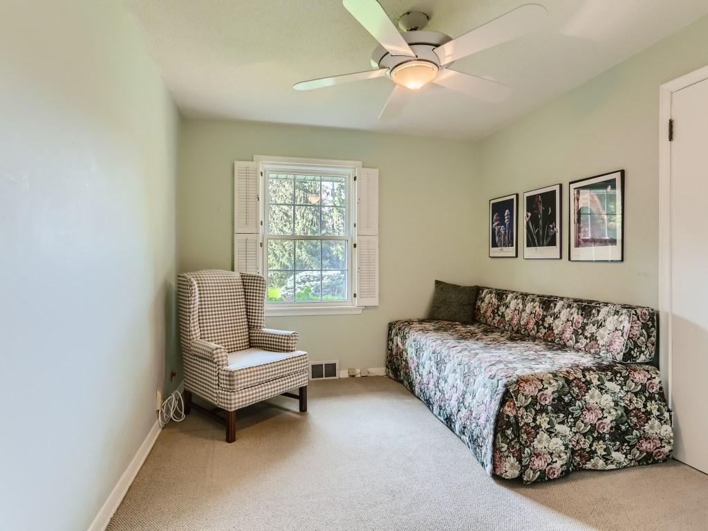 101 Wayside Road East Hopkins, MN 55343 - Photo 12 of 28 Gallery Image 12