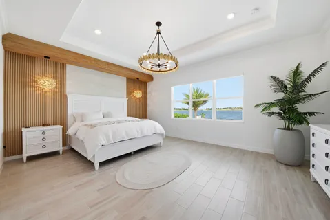 $1,495,000 | 679 Hookline Circle, Loxahatchee, FL 33470