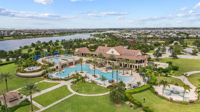$1,495,000 | 679 Hookline Circle, Loxahatchee, FL 33470