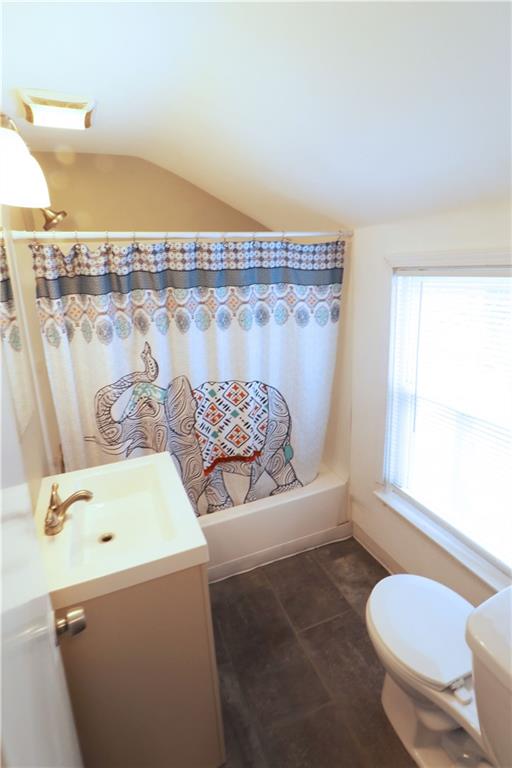519 Decatur Avenue Pittsburgh, PA 15221 - Photo 12 of 15 Gallery Image 12