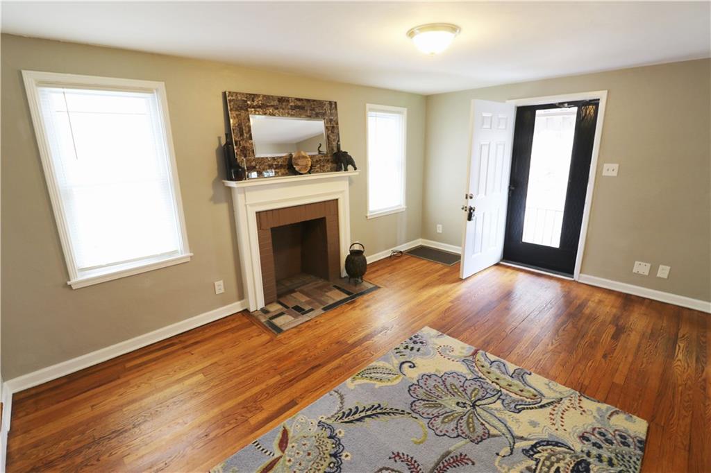 519 Decatur Avenue Pittsburgh, PA 15221 - Photo 4 of 15 Gallery Image 4