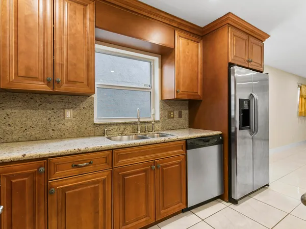 $5,800 | 22965 Old Inlet Bridge Drive, Boca Raton, FL 33433