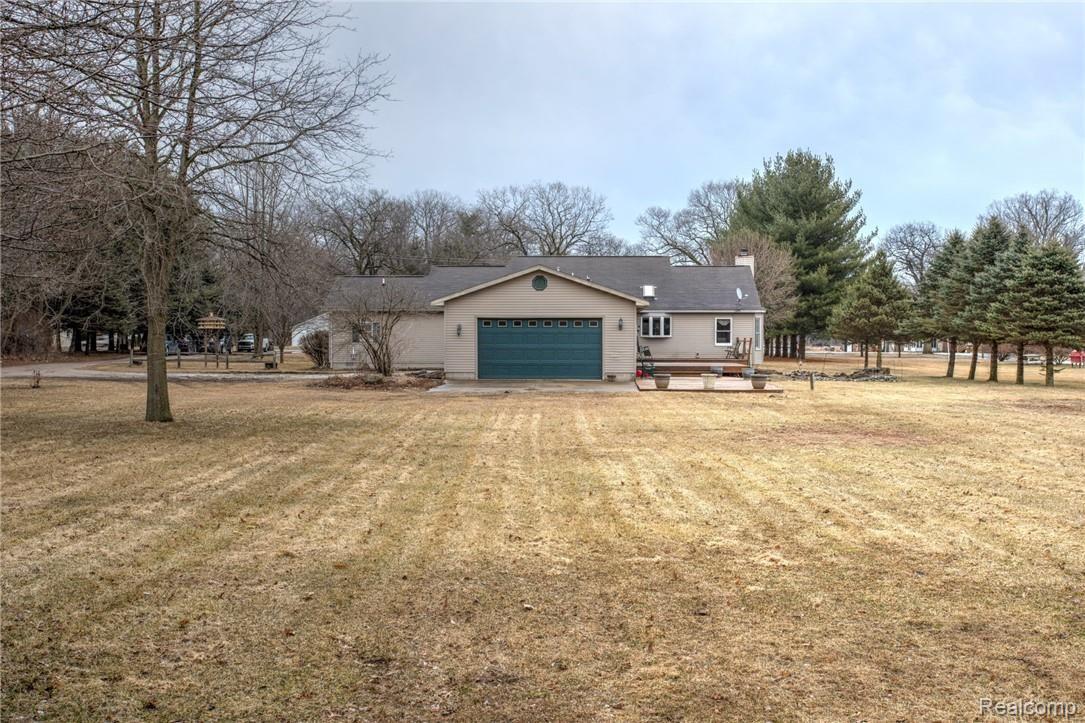 20300 Sumpter Road Belleville, MI 48111 - Photo 25 of 33 View from backyard
