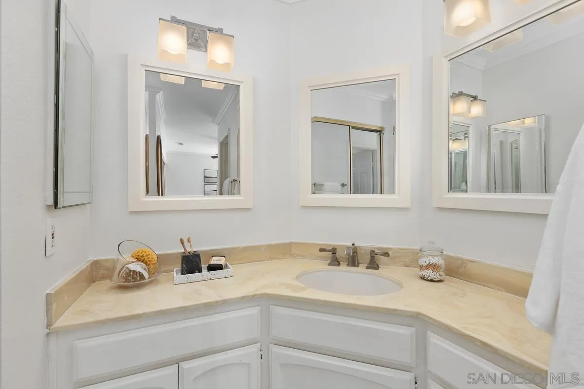 1940 Third Avenue, Unit 102 San Diego, CA 92101 - Photo 18 of 26 Gallery Image 18