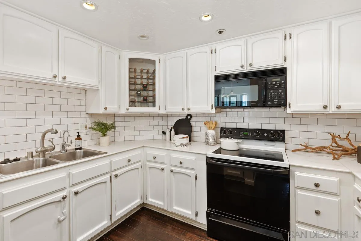 1940 Third Avenue, Unit 102 San Diego, CA 92101 - Photo 8 of 26 Gallery Image 8