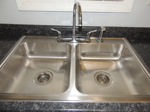 a close view of sink