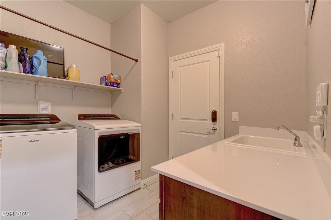 10042 Rams Leap Avenue Las Vegas, NV 89166 - Photo 12 of 26