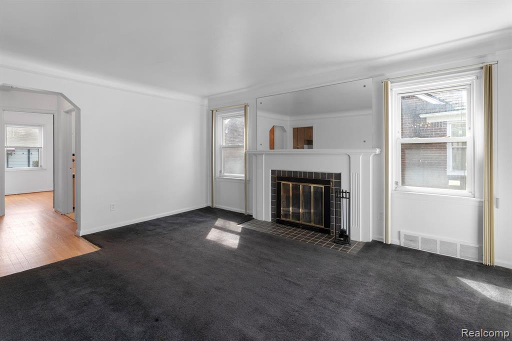 14056 Ashton Road Detroit, MI 48223 - Photo 2 of 33