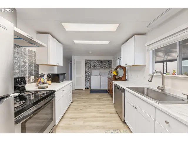 $84,900 | 17009 Southwest Eldorado Drive, Unit 5, Tigard, OR 97224