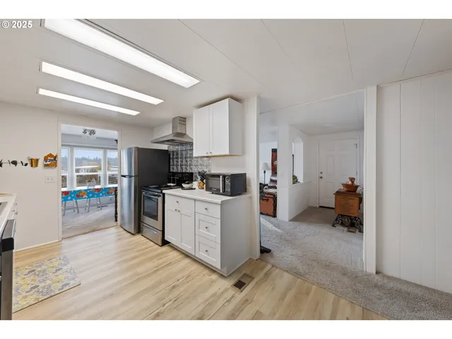 $84,900 | 17009 Southwest Eldorado Drive, Unit 5, Tigard, OR 97224