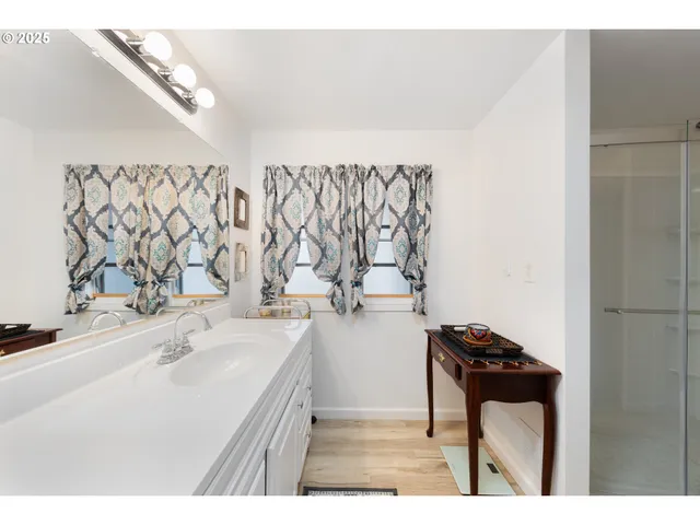 $84,900 | 17009 Southwest Eldorado Drive, Unit 5, Tigard, OR 97224