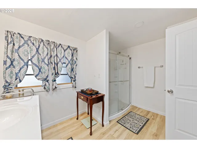 $84,900 | 17009 Southwest Eldorado Drive, Unit 5, Tigard, OR 97224