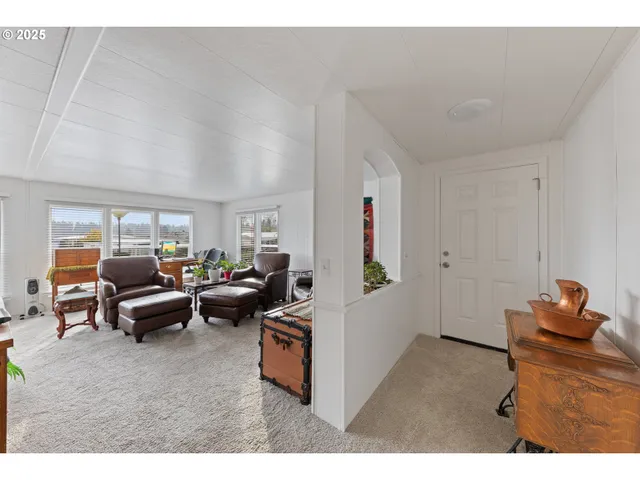 $84,900 | 17009 Southwest Eldorado Drive, Unit 5, Tigard, OR 97224