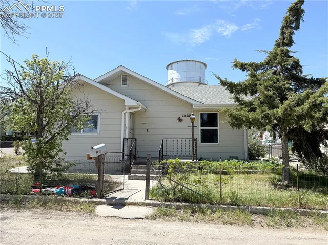 $185,000 | 1322 Lincoln Avenue, La Junta, CO 81050