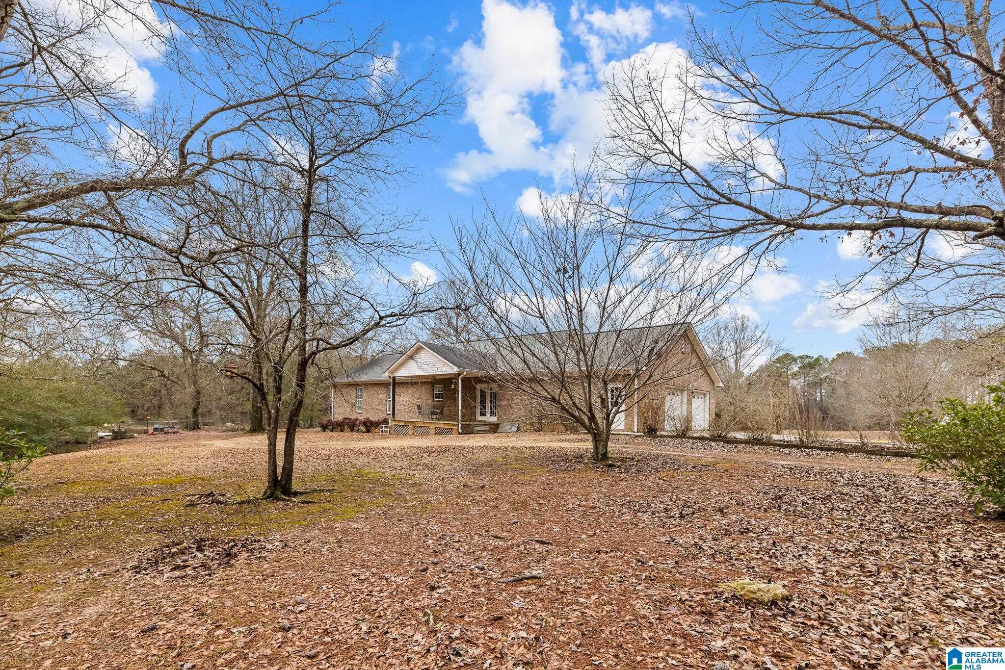 814 Deer Trace Road Pell City, AL 35125 - Photo 2 of 40