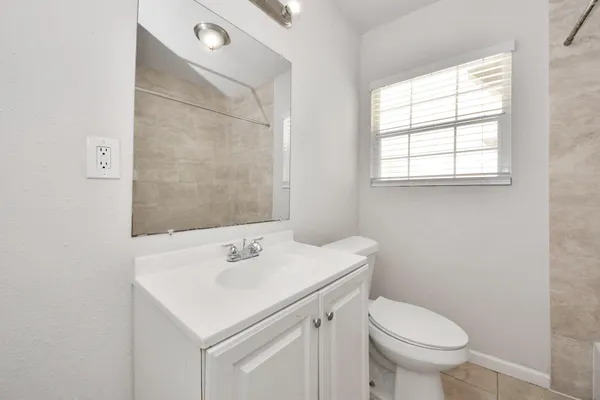 $1,650 | 7504 Elm Street, Houston, TX 77023