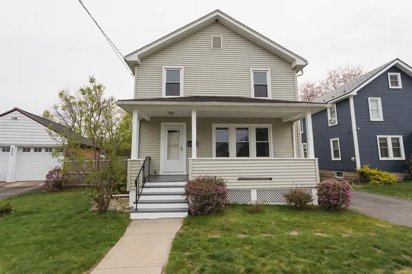$290,000 | 208 Silver Street, Greenfield, MA 01301