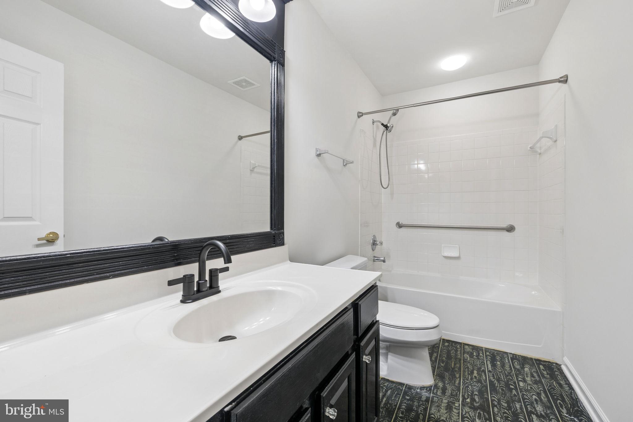 13703 Currant Loop Gainesville, VA 20155 - Photo 32 of 39